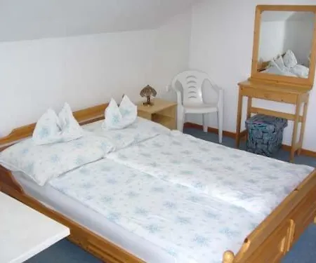 Гостевой дом Apartmanhaz 3*