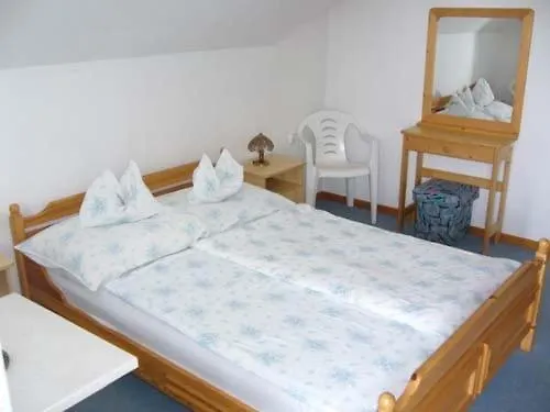 בית הארחה Apartmanhaz 3*